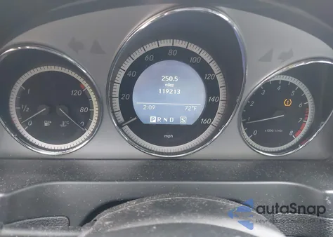 2009 Mercedes-Benz C 300 Luxury/Sport from USA, damaged, VIN WDDGF54X69F217067